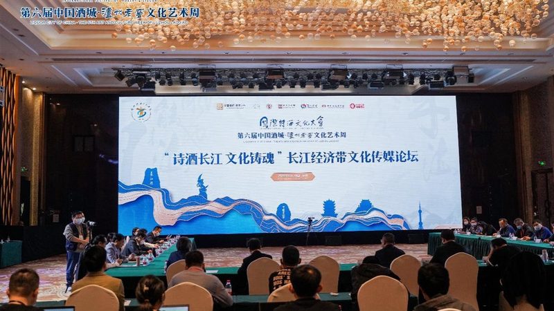 公关传播与广告传播：知乎案例分析，揭秘两者区别